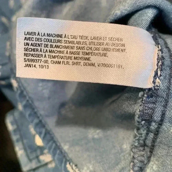 Gap, medium weight, long sleeve 100%  cotton button-down shirt - Picture 10 of 11